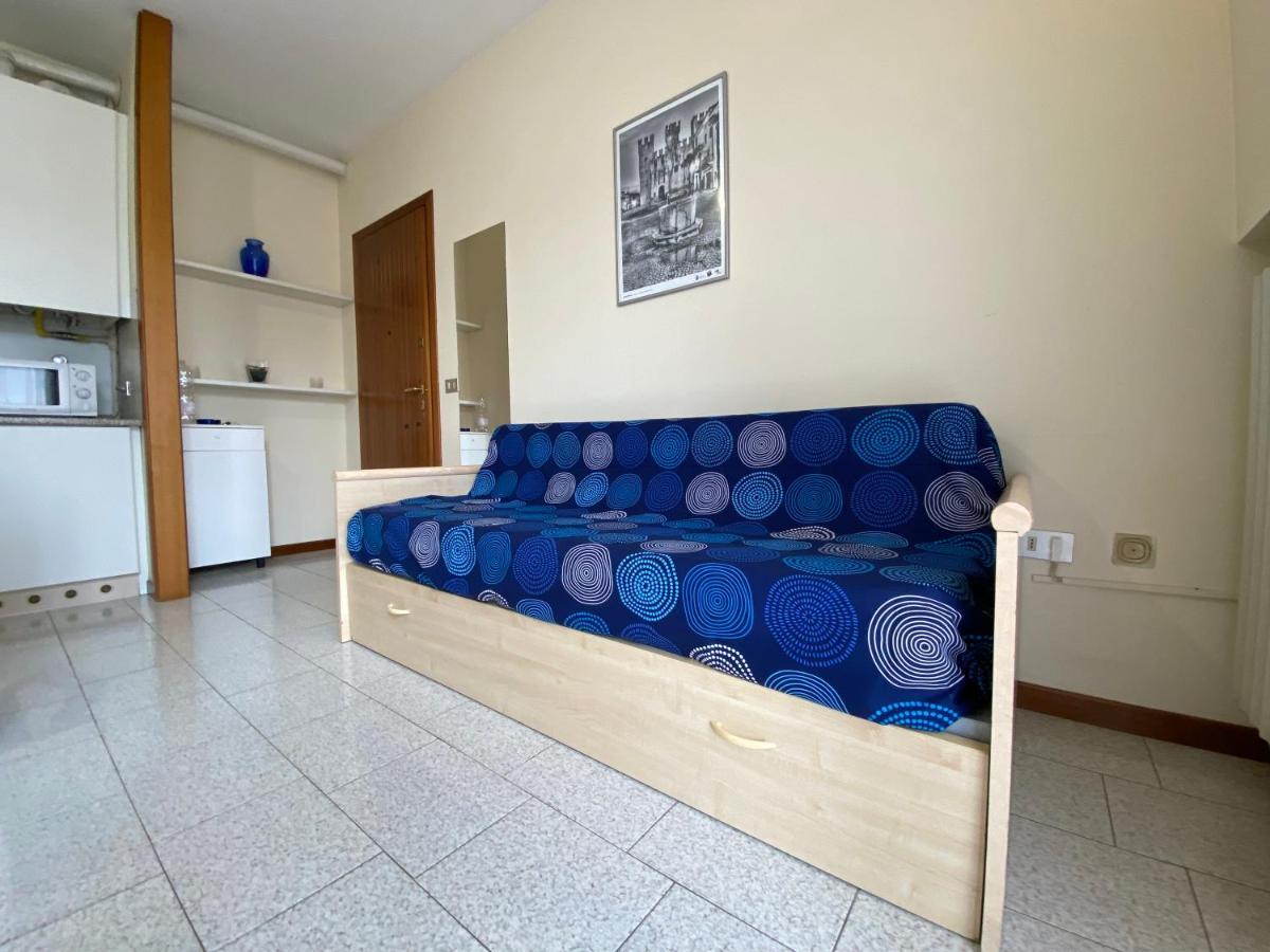 Free Parking - Blue Apartment Vicino Al Centro Sirmione Exteriér fotografie